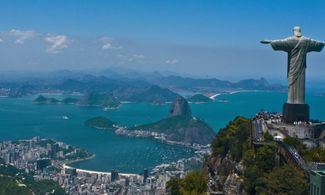 A Rio de Janeiro inseguendo il pallone