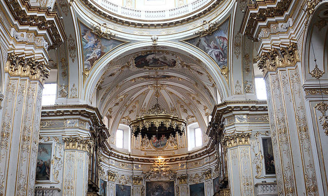 Cattedrale Di Sant Alessandro Chiesa Cattedrale