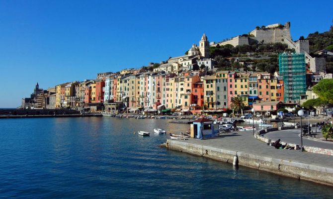 Cinque Terre, Portovenere case sul mare