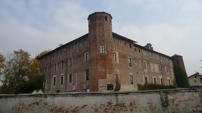 Castello di Villanova Solaro