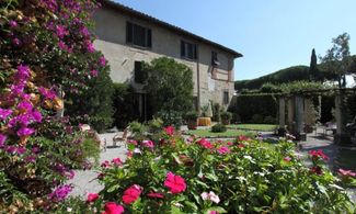 Toscana, la villa storica di Uliveto Terme