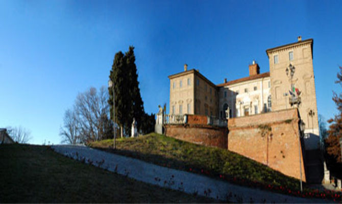 Castello di Govone