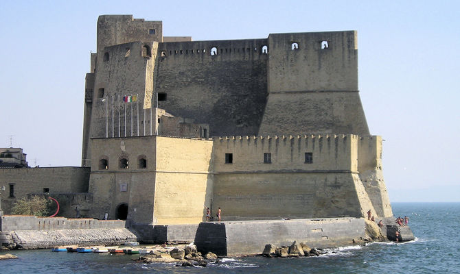 Castel dell'Ovo, Napoli