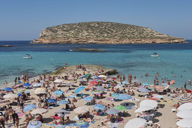 14. Cala Conta