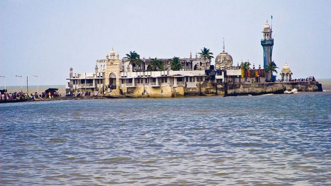 Mumbai Mausoleo Haji Ali