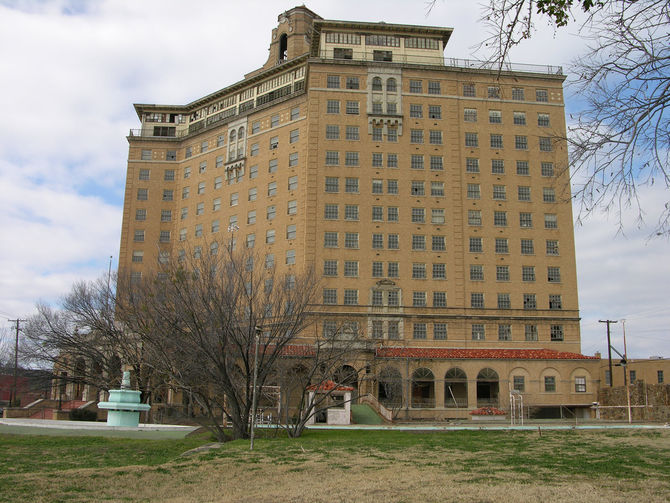 Baker Hotel