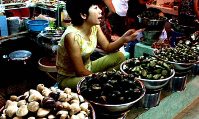 Mercato Ben Thanh di Ho Chi Min City, Saigon