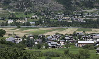 Profumo di sale in Valle d'Aosta tra vigneti e frutteti