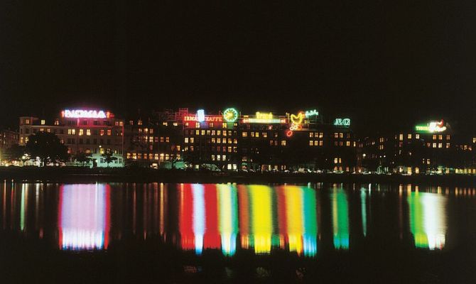 Copenhagen veduta notturna sul lago