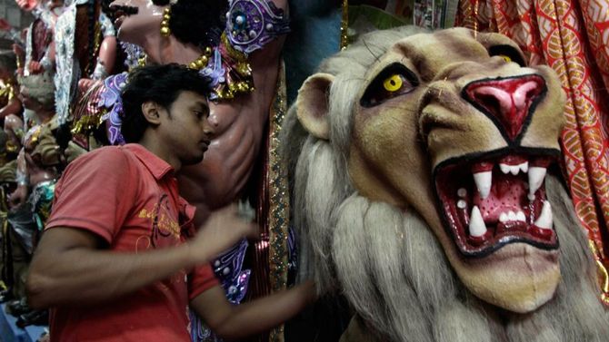 Navratri Festival &amp;#45; leone
