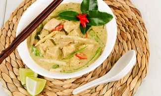 Tom Kha Gai, la tradizione thailandese a tavola