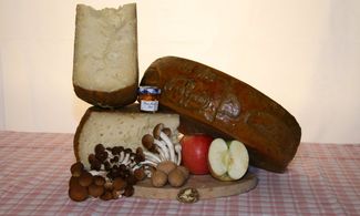 Formaggio Nostrano Valtrompia foto