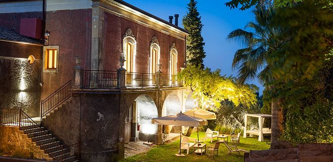 Taormina - Monaci delle Terre Nere