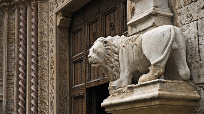 leone portale palazzo dei pripri