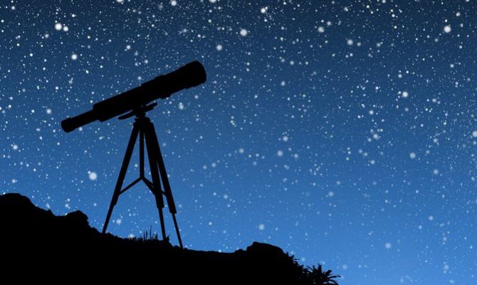 astronomia telescopio notte