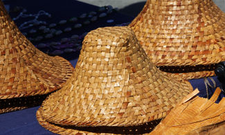 cappelli paglia legno