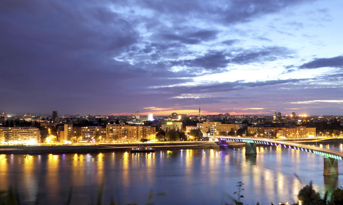 Panorama al tramonto di Novi Sad<br>