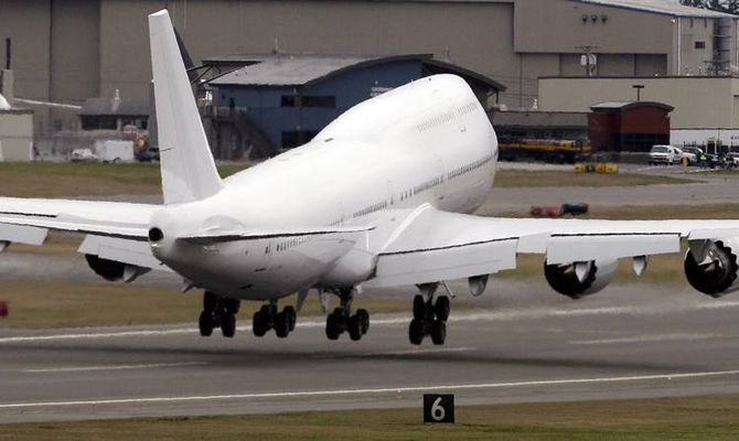 Boeing 747-8