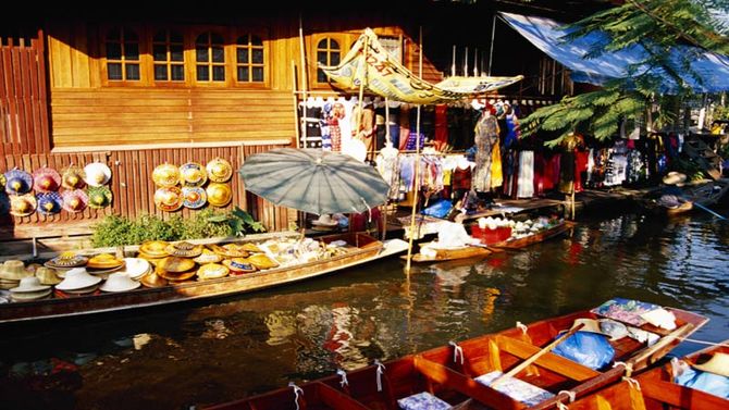 Thailandia mercato galleggiante