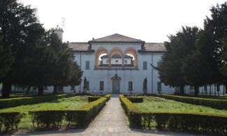 Lombardia, la natura barocca di Villa Arese Borromeo
