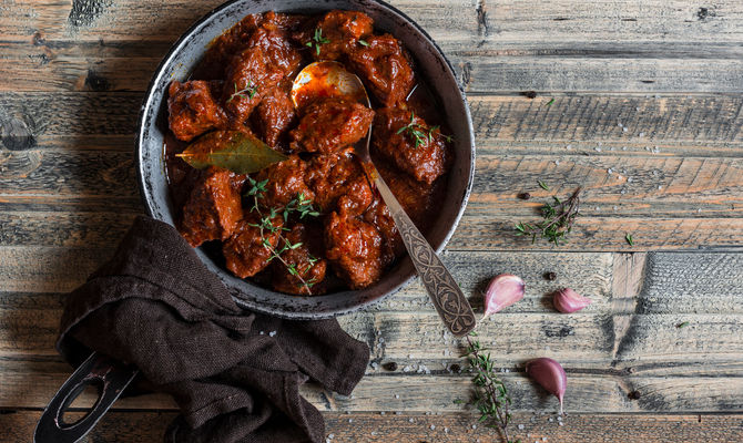 carne cotta con vino