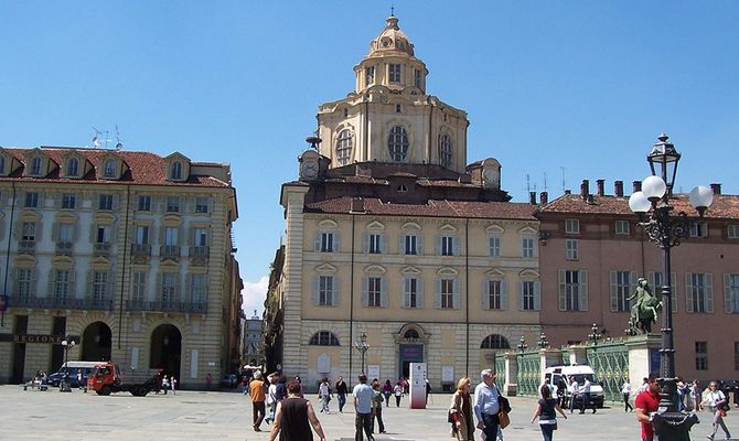 Chiesa di San Lorenzo, Torino.