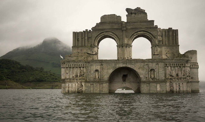 Quechula temple