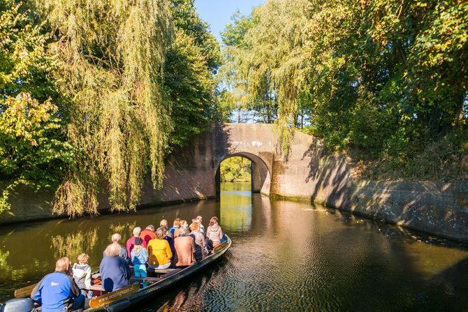12. Naarden