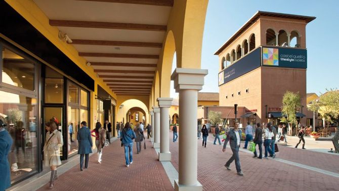 Outlet Village Castel Guelfo foto