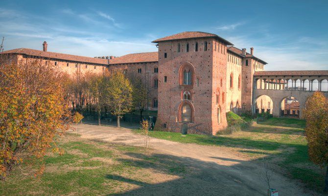 Vigevano, Castello