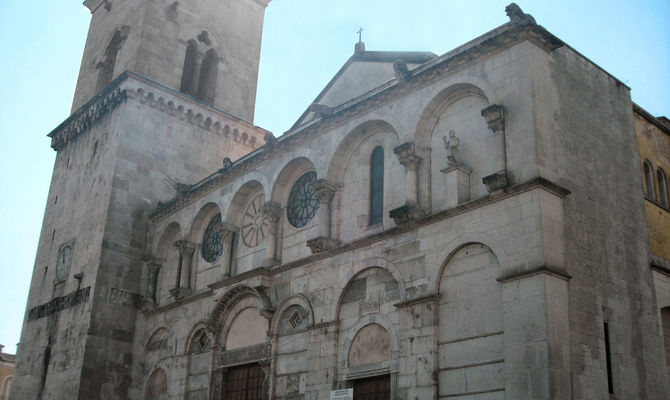 Benevento, Cattedrale, facciata