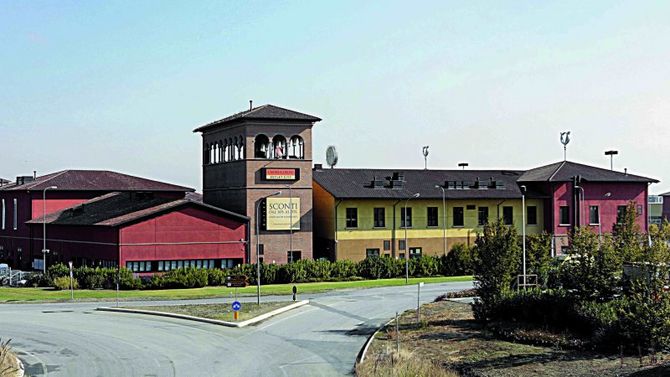 Outlet Village Castel Guelfo foto
