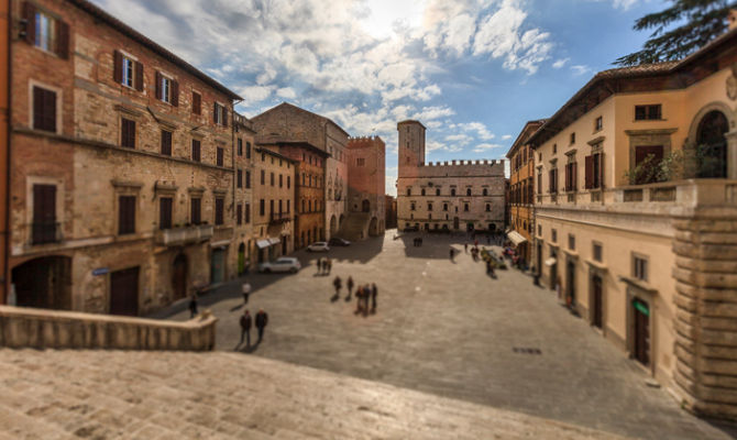 Piazza del Popolo a Todi