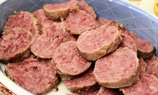 Piemonte, nel monregalese si mangiano le  bale d'asu 