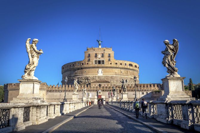 7 Castel Sant'Angelo