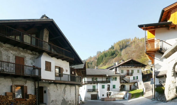 Mezzano di Primero abitazioni<br>