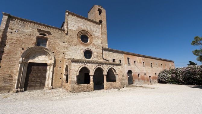 Petruziano delle colline teramane foto