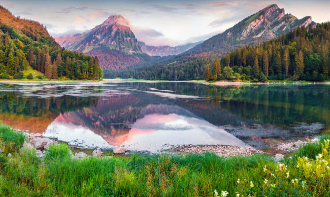 Lago in montagna