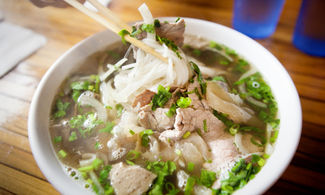 Pho, cultura e tradizione in una zuppa