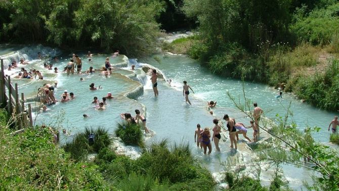 La magica acqua sorgiva di Saturnia