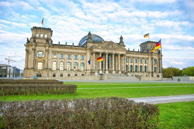 Saltate il Reichstag di Berlino...