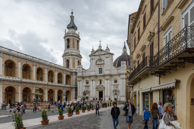 Campanile della basilica della Santa Casa, Loreto