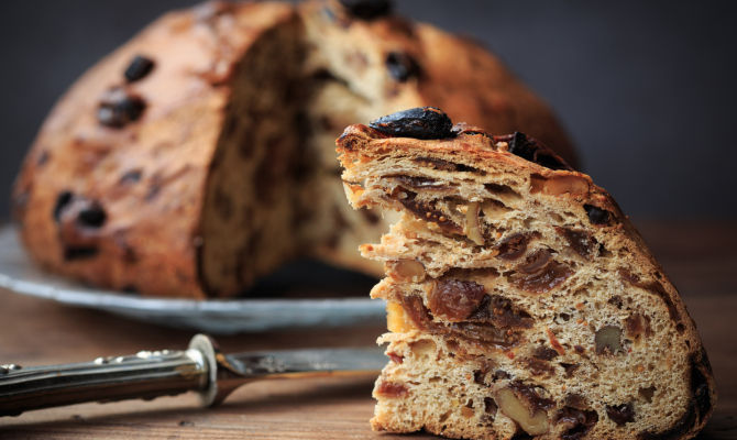 bisciola valtellina dolce natale italia prodotti tipici pane 