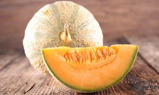 frutto estivo a polpa gialla