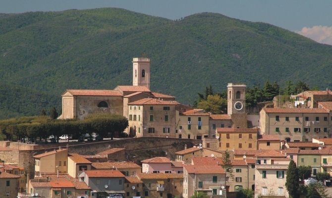Veduta di Montescudaio