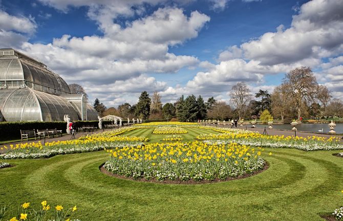 7 Kew Gardens