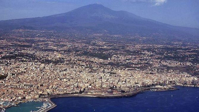 la lavorazione artigianale dei Pupi siciliani