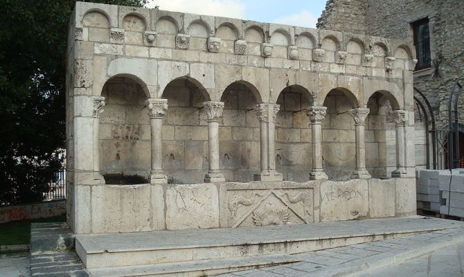 Isernia, Fontana Fraterna