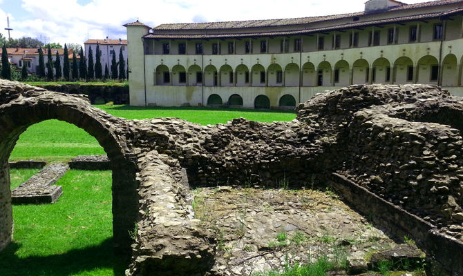 Anfiteatro Romano e Museo Archeologico