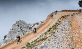 cicloturismo, in Sardegna tra montagne e mare